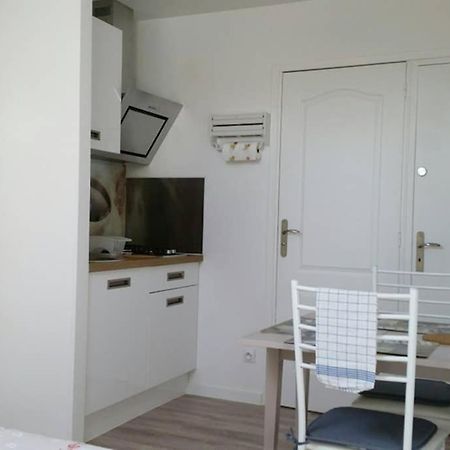 Studio Cosy Douillet Et Fonctionnel Apartment Savigny-le-Temple Exterior foto